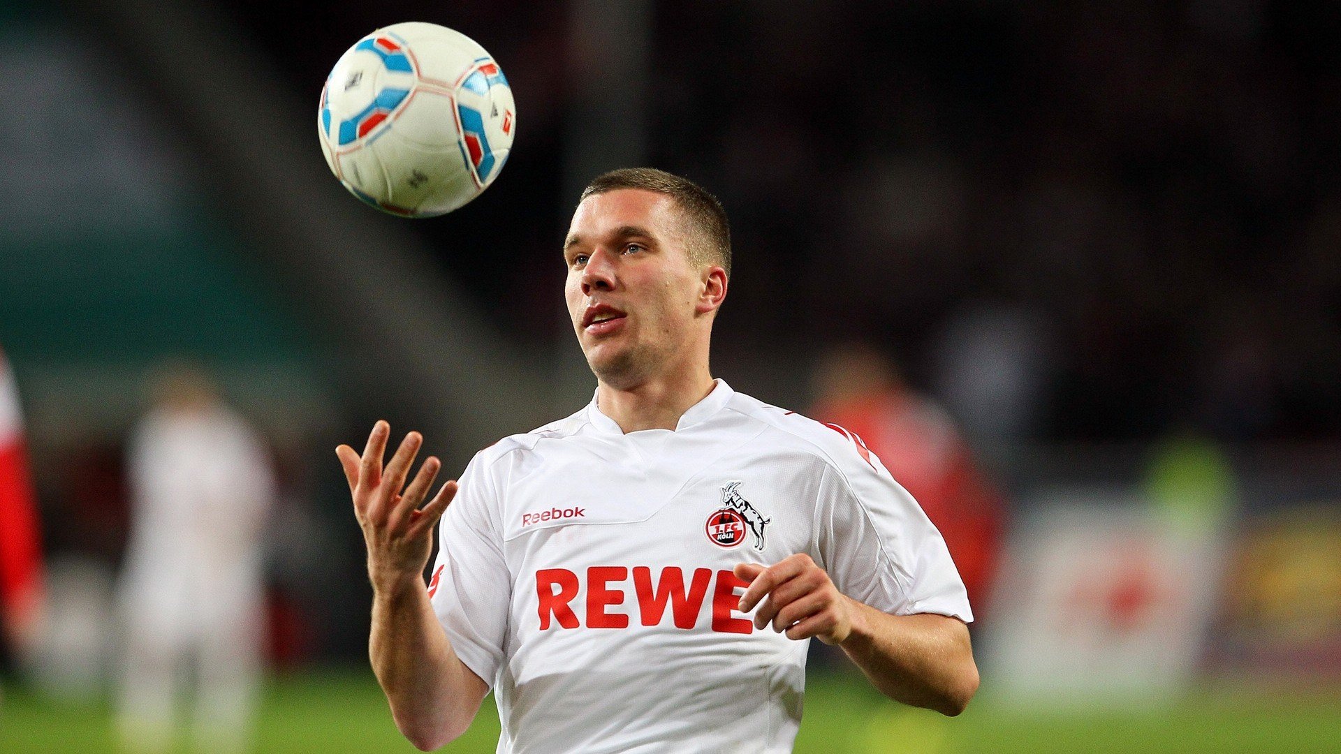 罗德里戈爆发,利物浦提前终结悬念,墨西哥之夜的足球启示录