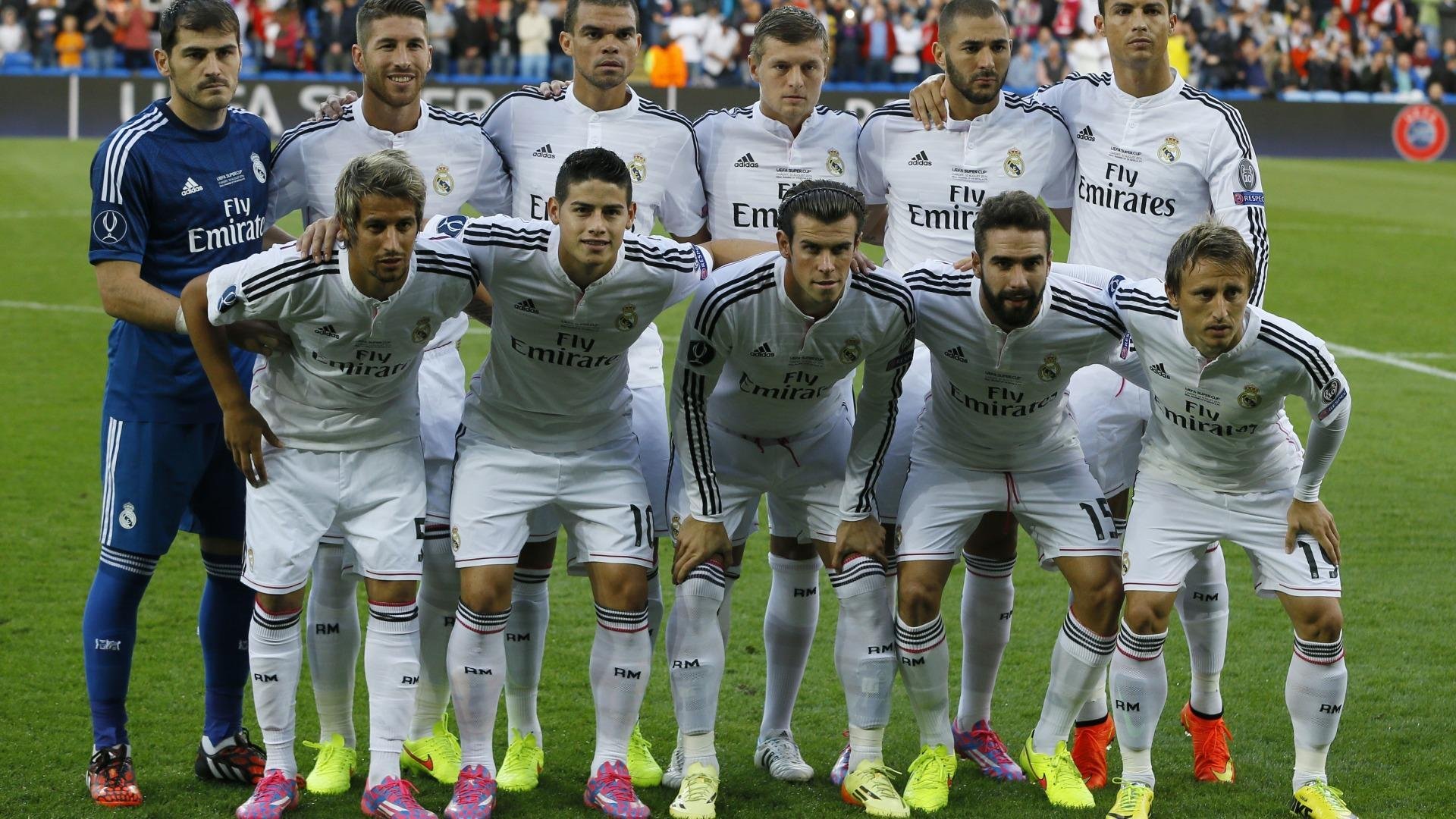 库里,当三分雨浇灭奇才,开拓者时代被重新定义